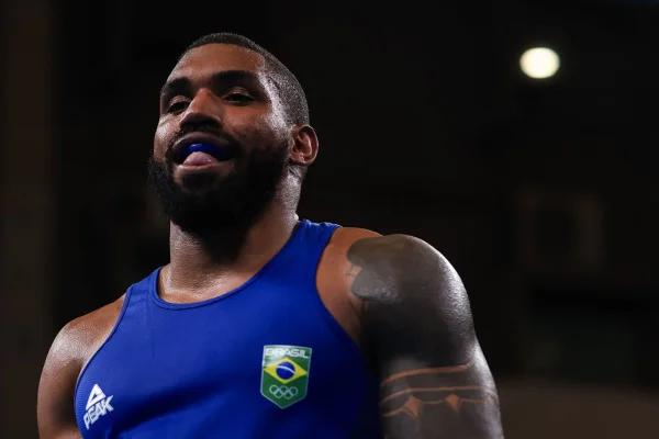 Olimpíadas 2024: Abner Teixeira é eliminado após derrota em estreia