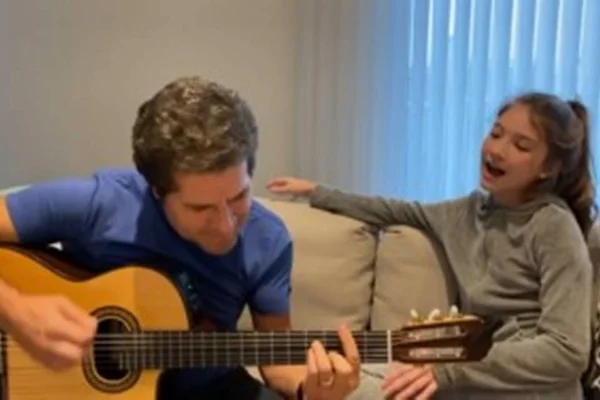 Cantor Daniel e a filha
