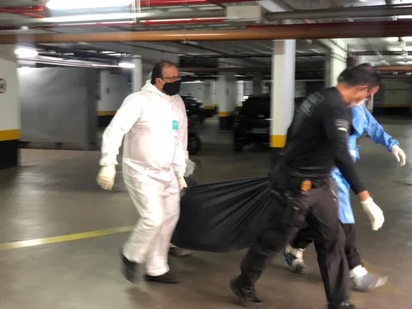 Com 22 contaminados, servidores do IML ameaçam paralisação por vacina