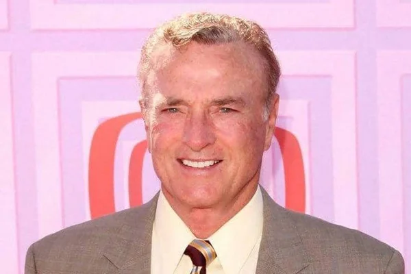 Kevin Dobson