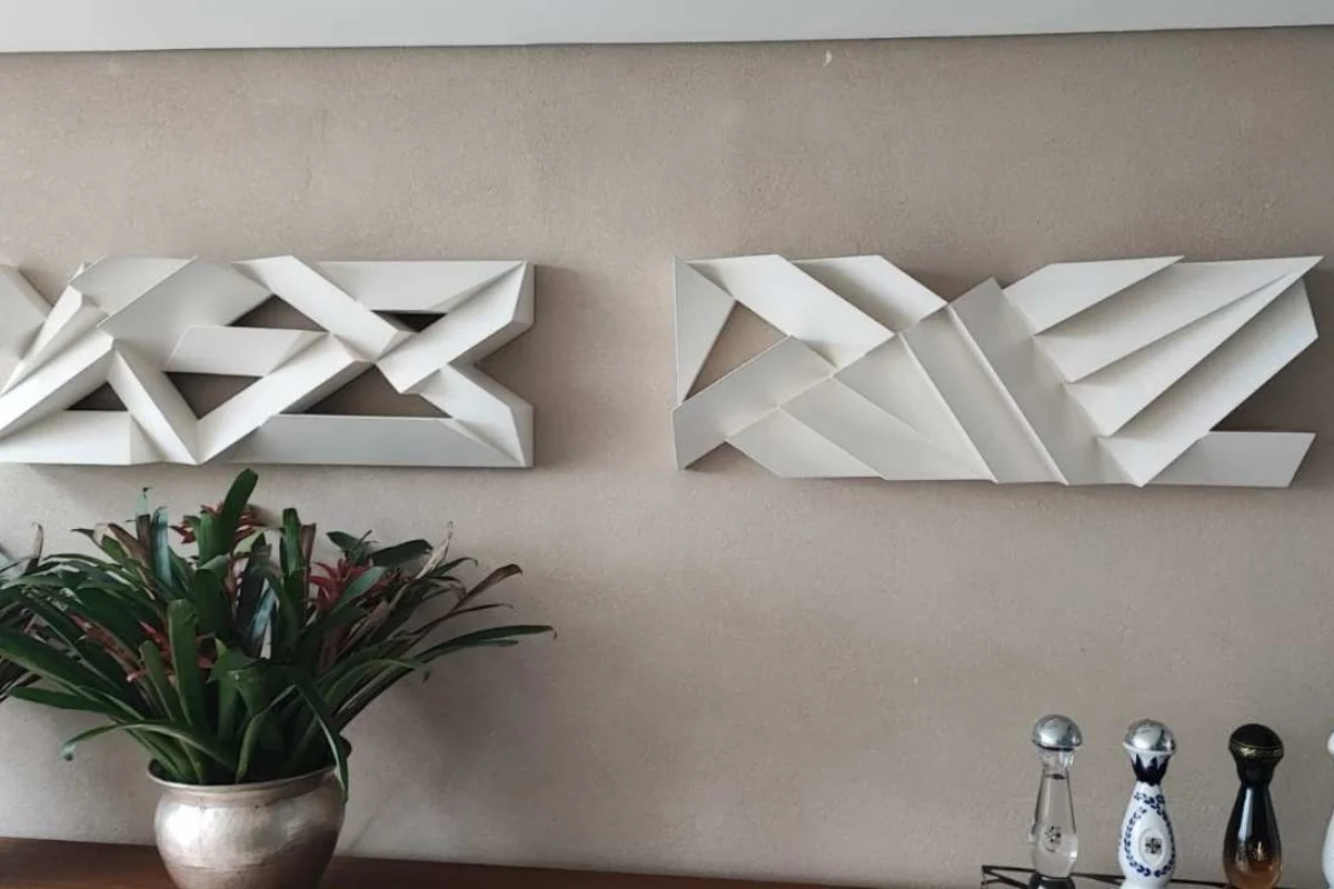 PF achou obras de arte de R$ 600 mil na casa de Augusto Lima; veja fotos - imagem 1 PF achou obras de arte de R$ 600 mil na casa de Augusto Lima; veja fotos - imagem 1