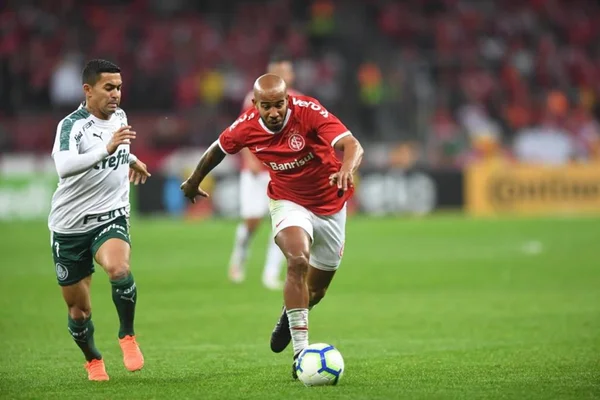 Nos pênaltis, Inter despacha o Palmeiras e avança na Copa do Brasil