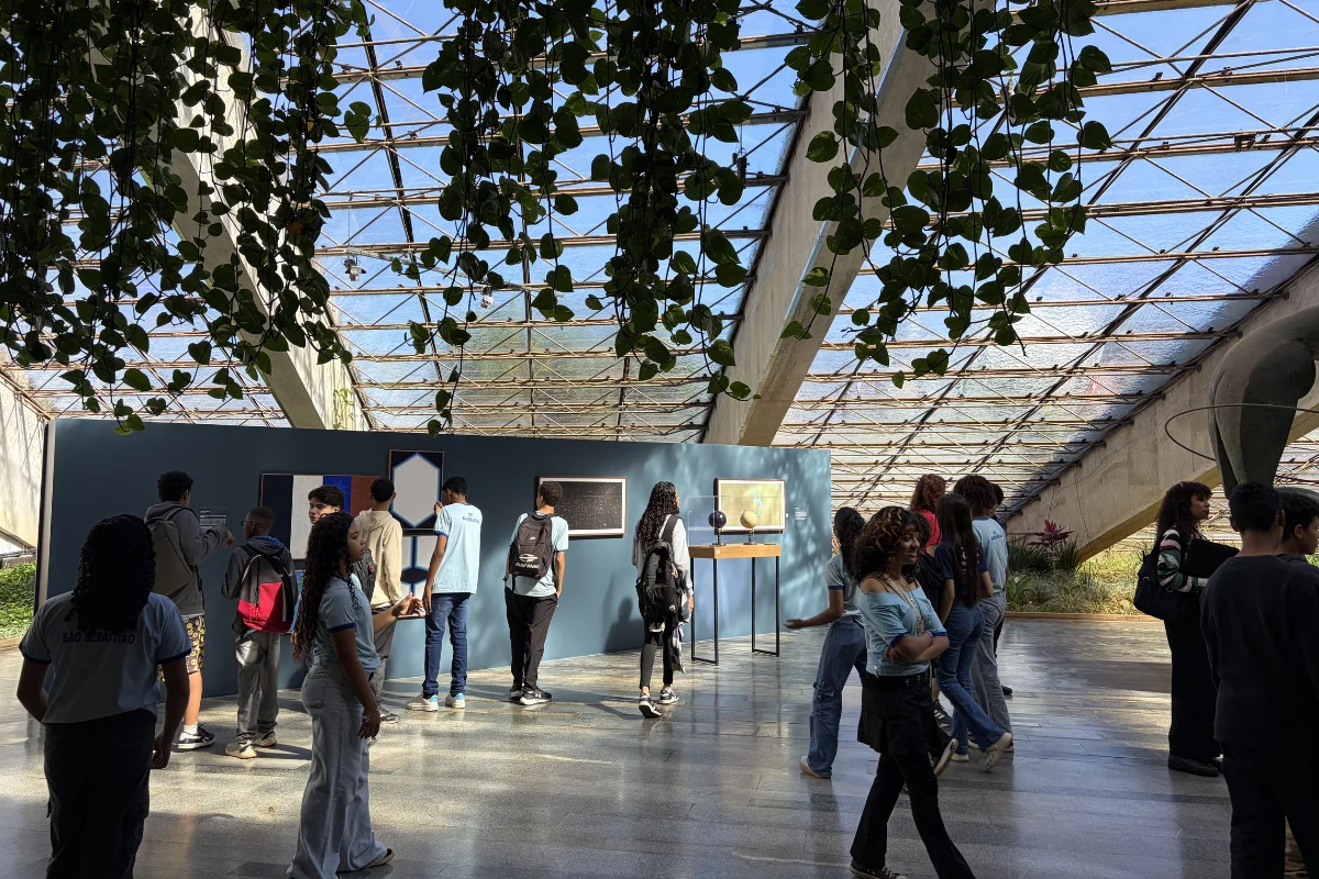 Constelações Contemporâneas: Exposição Artria reúne olhares diversos sobre a arte em Brasília