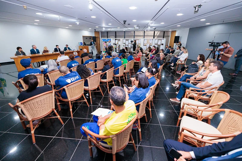 Terceirizados recebem certificado de alfabetização em programa da PGR - imagem 3 Terceirizados recebem certificado de alfabetização em programa da PGR - imagem 3
