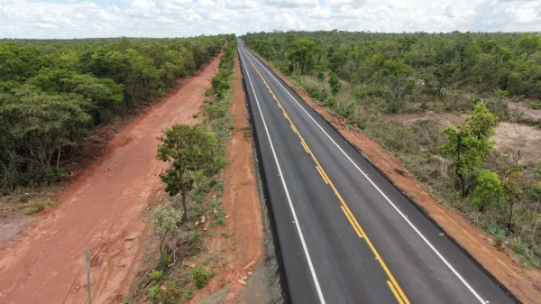 Goiás investe R$ 863 milhões em obras com recursos do Fundeinfra