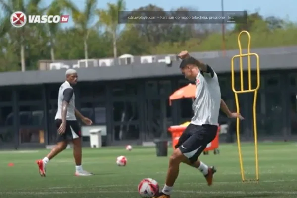 Vasco se reapresenta e inicia preparação com 24 jogadores; confira