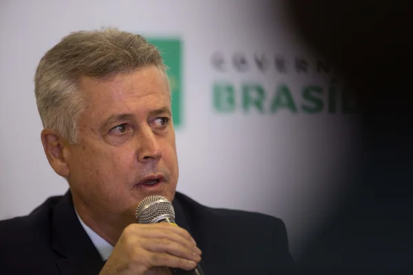“Santana busca discurso da vitimização”, rebate GDF após fala de vice