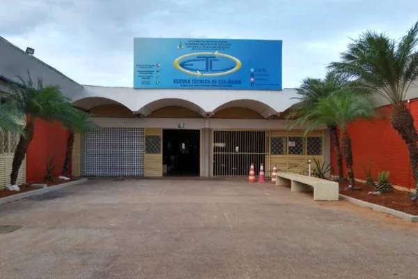 Escola Técnica de Ceilândia