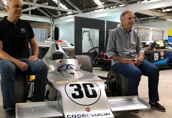Copersucar novinha: designer restaura único carro do Brasil na F1