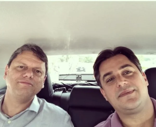 ministro Tarcísio de Freitas e deputado estadual Frederico D'Ávila