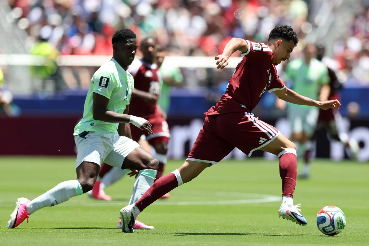 No apagar das luzes: Catar empata contra Suíça com gol nos acréscimos - imagem 2 No apagar das luzes: Catar empata contra Suíça com gol nos acréscimos - imagem 2