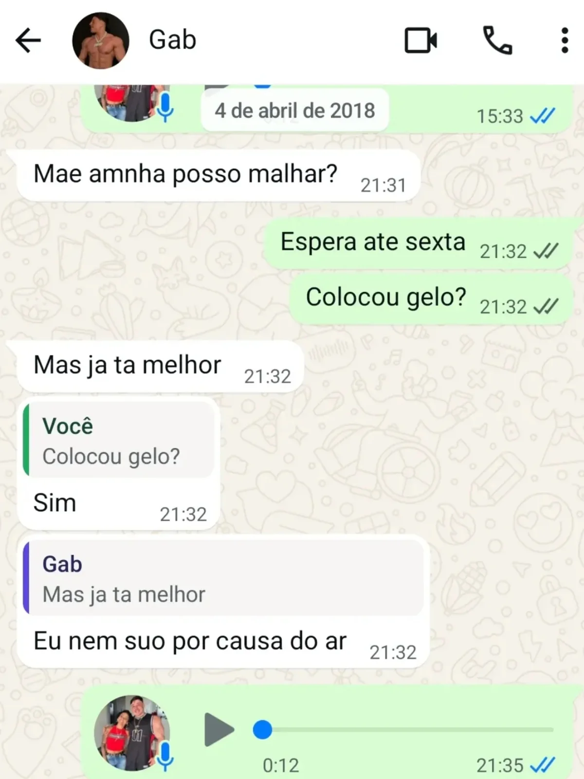Conversa de Gabriel com a mãe, Clarisse. Conversa de Gabriel com a mãe, Clarisse.
