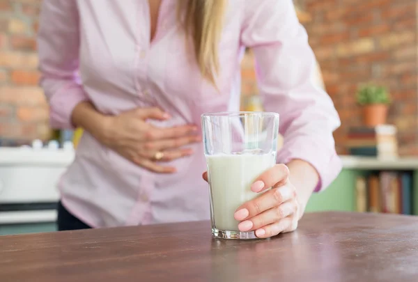 O que acontece no meu corpo quando eu ignoro a intolerância à lactose?