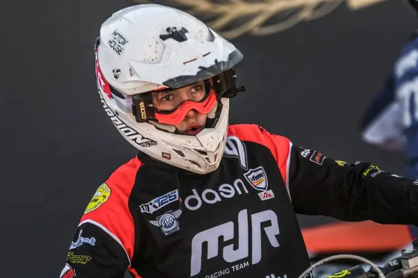 Prodígio do Motocross morre aos 17 anos após acidente na Espanha