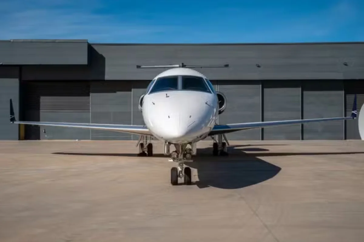 Veja fotos do avião ligado a Vorcaro que foi usado por Flávio e Moraes - imagem 1 Veja fotos do avião ligado a Vorcaro que foi usado por Flávio e Moraes - imagem 1