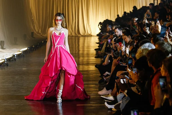 Fique por dentro dos destaques da primavera/verão 2020 em Paris