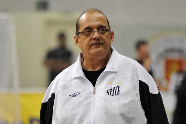 Morre Fernando Ferreti, histórico treinador de futsal, aos 69 anos