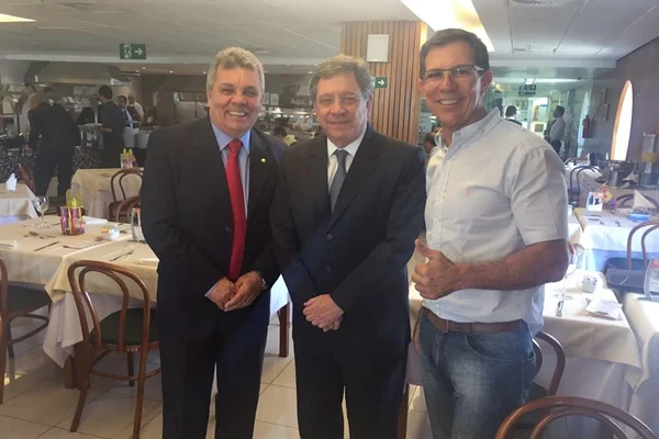 Almoço alimenta possível aliança entre Filippelli, Fraga e Alírio