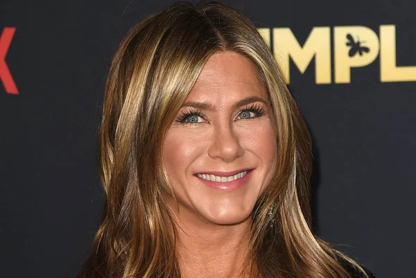 Jennifer Aniston sobre volta de Friends: “Estamos trabalhando”