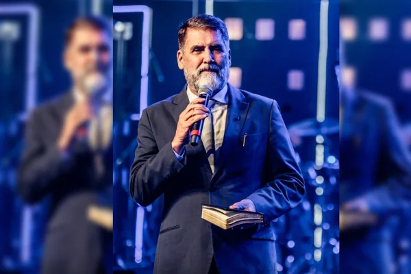 Pastor de Brasília foi monitorado pela Abin como possível "ameaça"