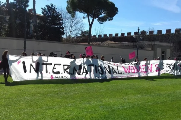 Dia da Mulher terá greve feminina em pelo menos 30 países