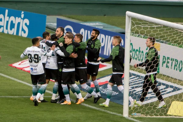 Coritiba vence o Vasco