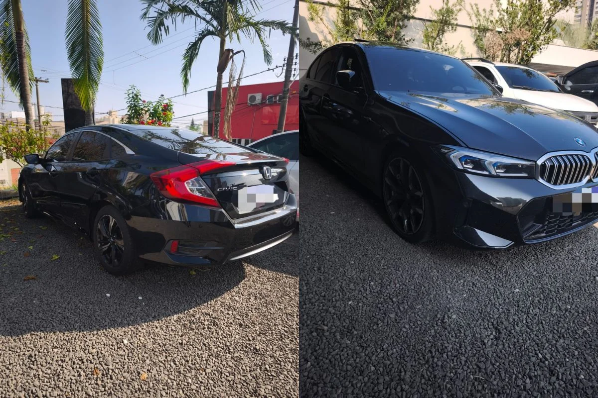 Ao todo, três carros foram apreendidos durante o cumprimento dos mandados de busca e apreensão. Ao todo, três carros foram apreendidos durante o cumprimento dos mandados de busca e apreensão.