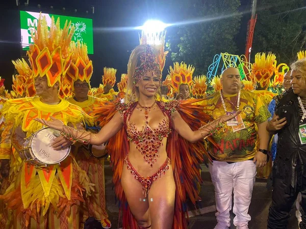 Após morte da filha, Lexa não será substituída na Unidos da Tijuca