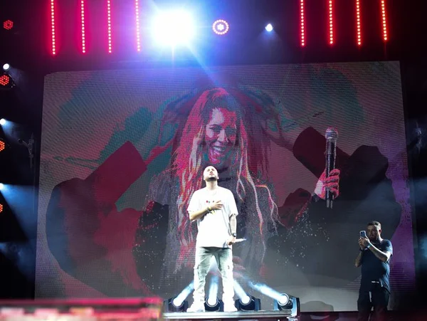 Kevinho em show na Farofa da GKay