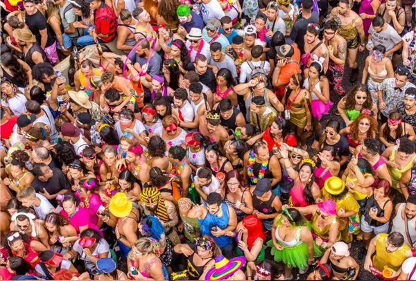 Aglomeração de pessoas no Carnaval