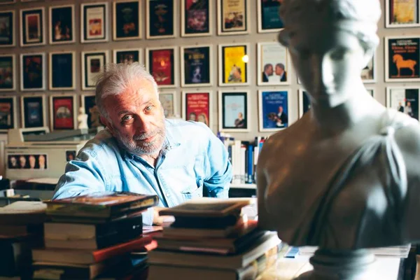 Morre o escritor e cineasta italiano Luciano De Crescenzo