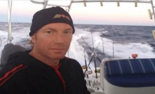 Barco desaparecido é encontradoEUA
