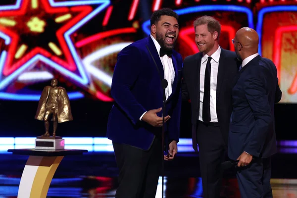 Cameron Heyward, príncipe Harry e Keegan-Michael Key