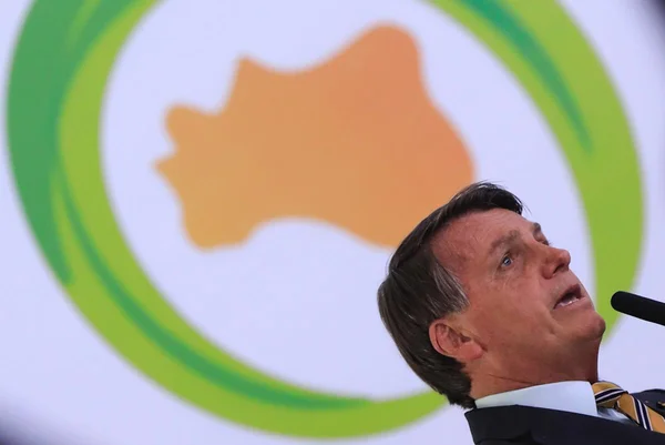 presidente jair bolsoanro durante cerimonia no planalto4