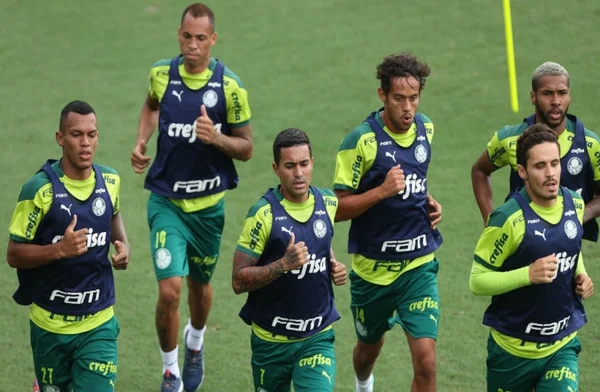 Jogadores do Palmeiras em pré-temporada