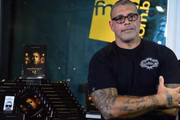 O atual secretário de Cultura de Cotia escreveu a biografia do vereador Alexandre Frota (PDT)
