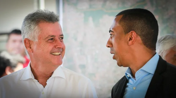 PSD volta para os braços de Rodrigo Rollemberg. Partido está no blocão