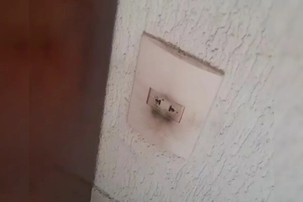 O prejuízo ocorreu no momento em que equipes da distribuidora Neoenergia Brasília realizavam a troca de cabos de energia elétrica em uma rua do Núcleo Bandeirante O prejuízo ocorreu no momento em que equipes da distribuidora Neoenergia Brasília realizavam a troca de cabos de energia elétrica em uma rua do Núcleo Bandeirante