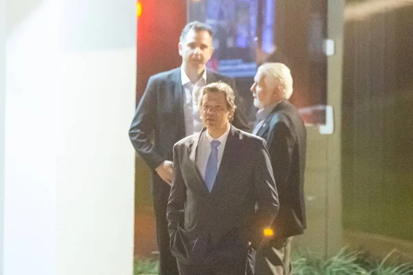 imagem colorida de Pacheco, Jaques Wagner e Haddad - Metrópoles