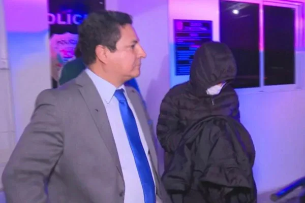 Médica arma flagrante para desmascarar mulher que usava seu nome e CRM