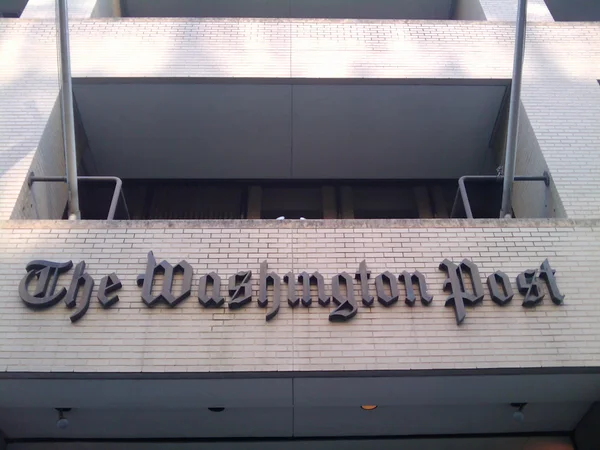 CEO do Washington Post anuncia demissão após cortes em massa no jornal