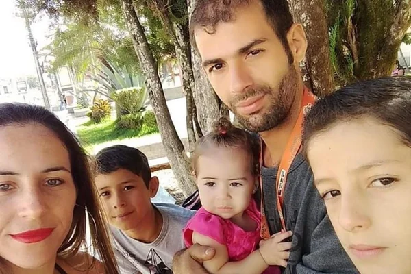 “Pedi a Deus que salvasse ao menos um”, diz mãe que perdeu filhos