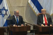 Ao lado de Trump, Netanyahu ataca ONU no parlamento israelense
