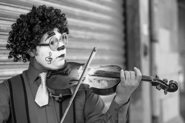 Descubra artistas do DF que se reinventaram no mundo virtual