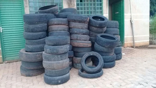 PMDF apreende pneus que seriam utilizados em protestos