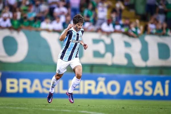 Grêmio derrota Chapecoense e vence a segunda partida consecutiva