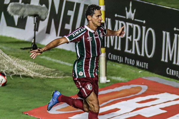 Fluminense vence Bangu com gol de Ganso e entra no G4 do Carioca