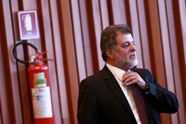 Queda do viaduto no Eixão: ex-DER, Luduvice sobe o tom contra Novacap