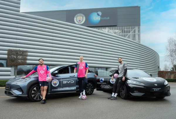 BYD e Manchester City firmam parceria global no futebol
