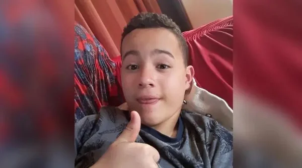 Escola se despede de menino morto em acidente na BR-470